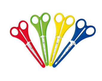 NOŻYCZKI SZKOLNE Z PLASTIKOWĄ NAKŁADKĄ 9824